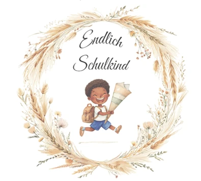 Endlich Schulkind Bub schwarze Haare dunkle Haut